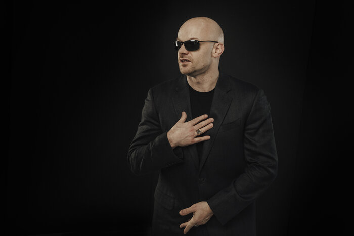 Chad E Foster in professional business suit, keynote speaker portrait