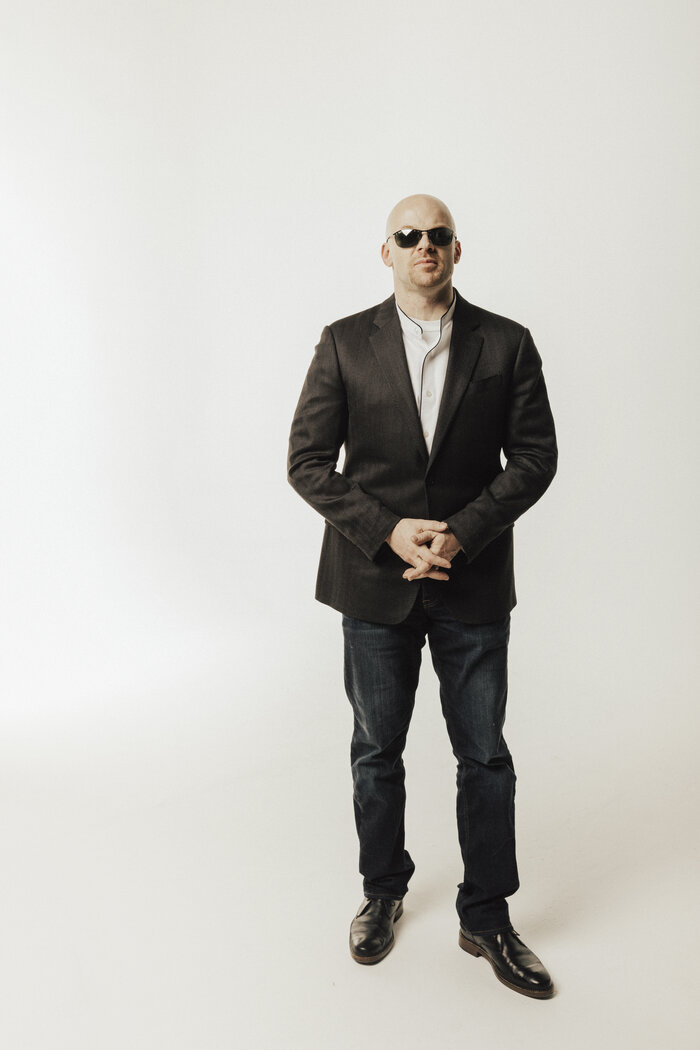 Chad E Foster vertical business portrait for speaking engagements